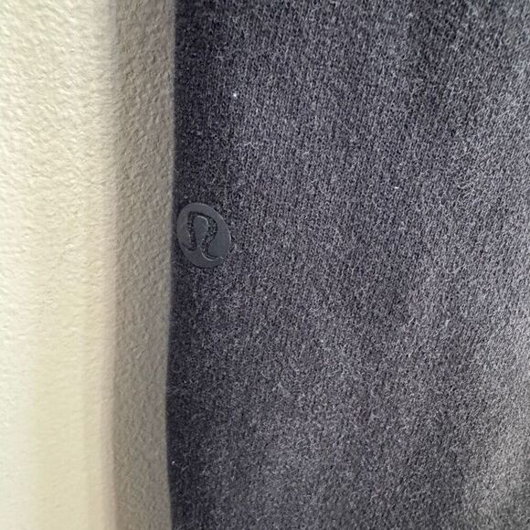 Lululemon women’s Scuba Jogger Black size 10 - Picture 6 of 7